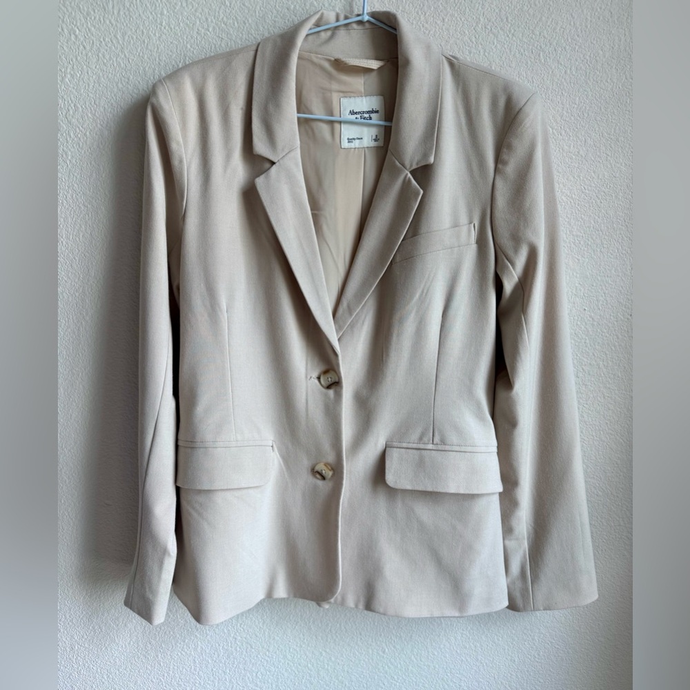 Abercrombie & Fitch Women's Beige Blazer Never Worn